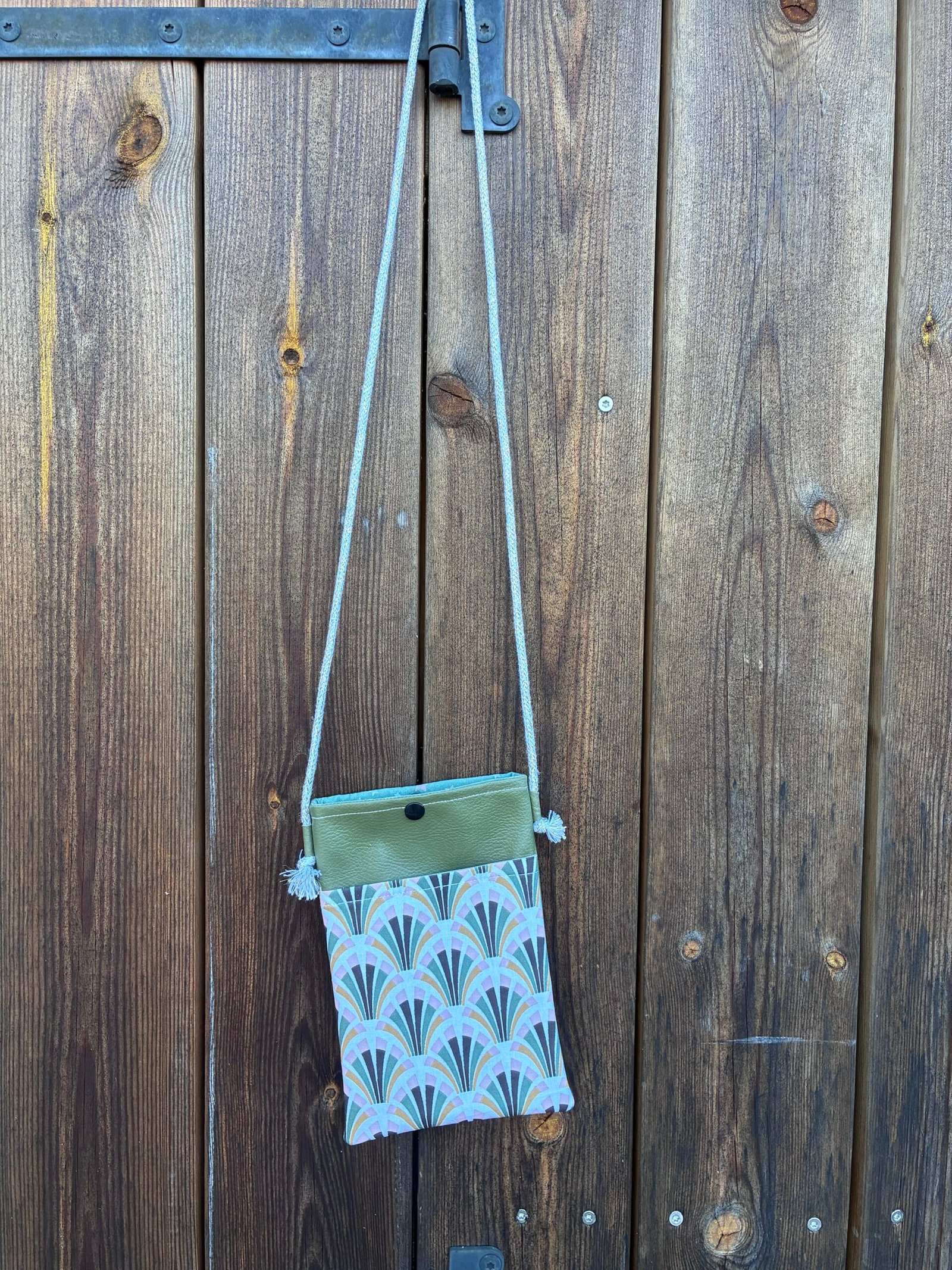 Mini pochette kaki – Image 2