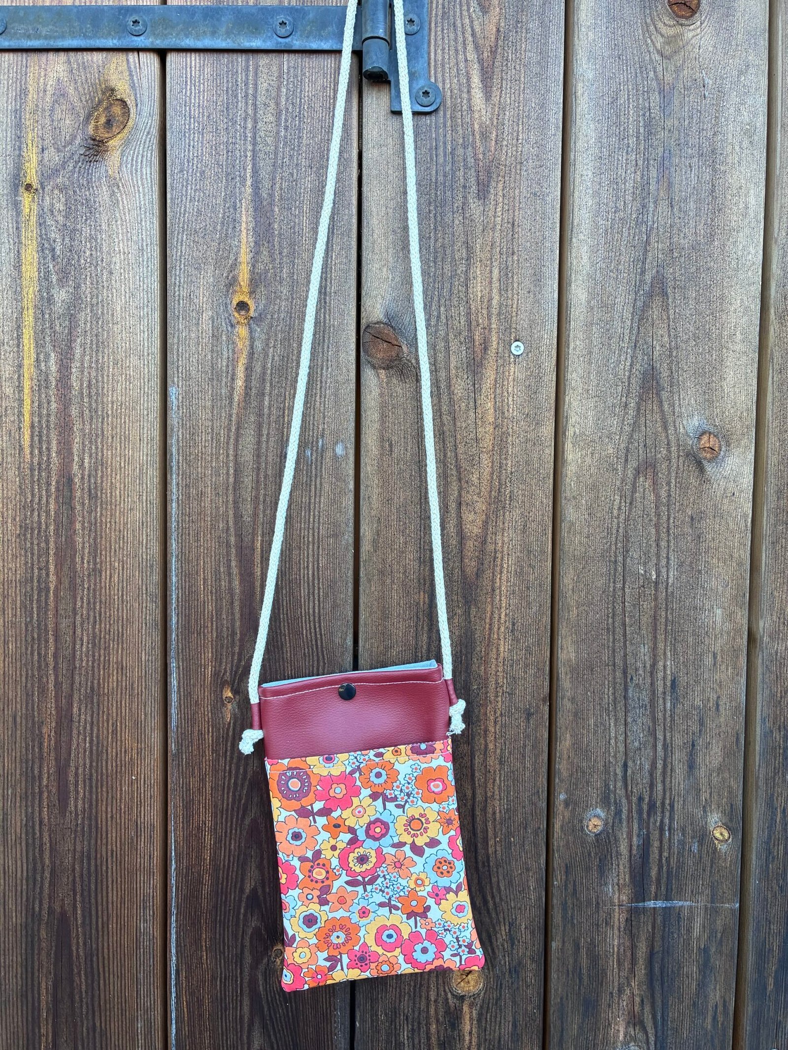Mini pochette Bordeaux – Image 2
